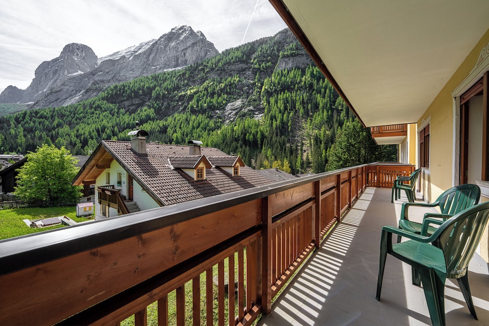 Dolomites Inn 4/42