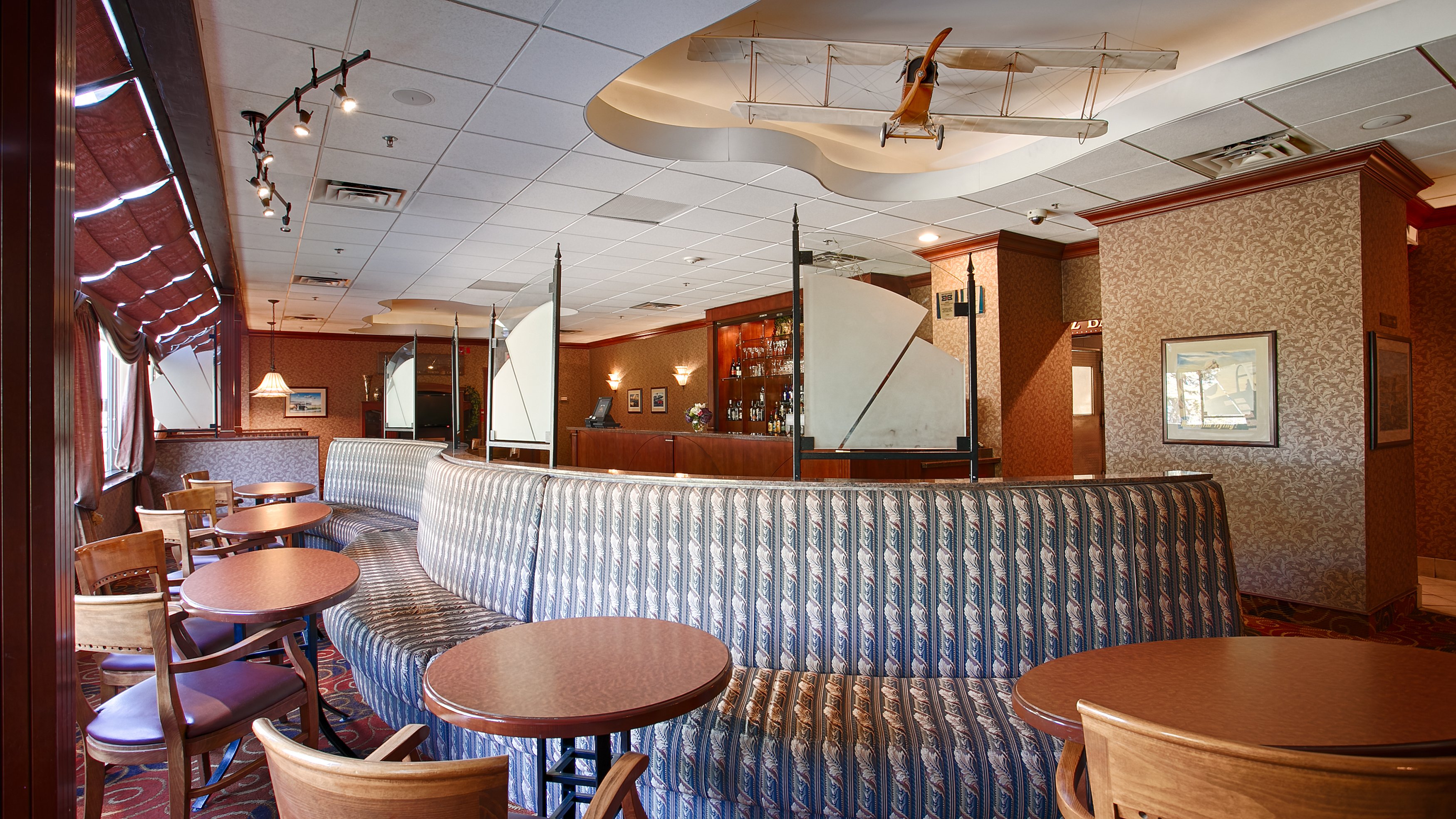 Best Western Plus Port O Call Hotel 58/73