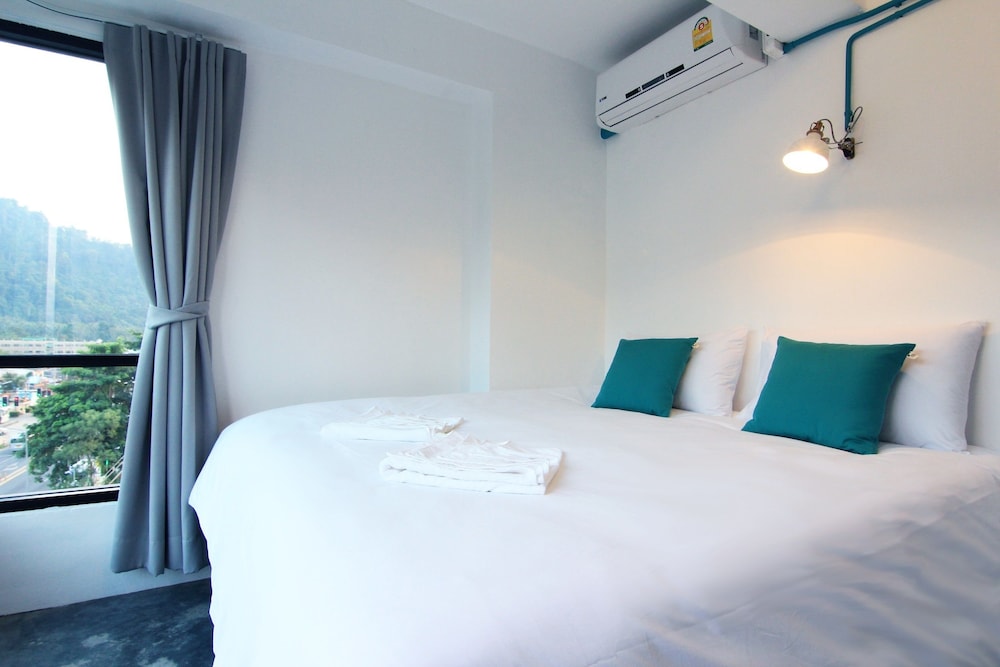 To Zleep Hotel Khaolak 6/26
