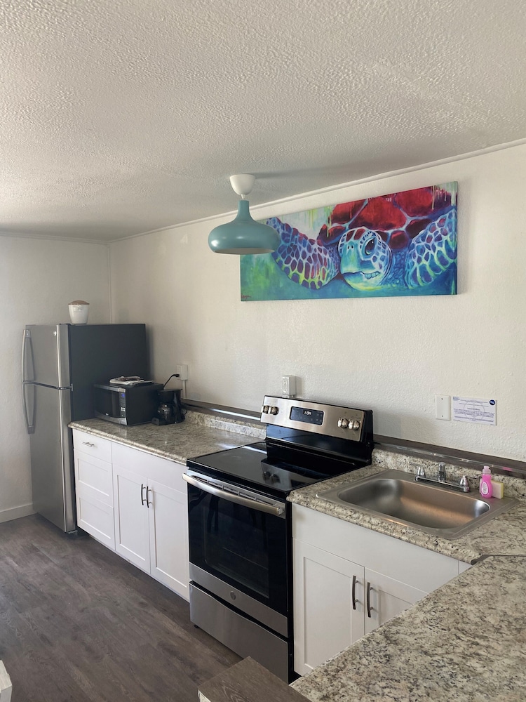 Drop Anchor Resort and Marina 35/50