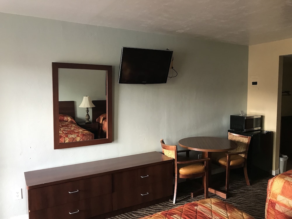 Immokalee Inn 13/26