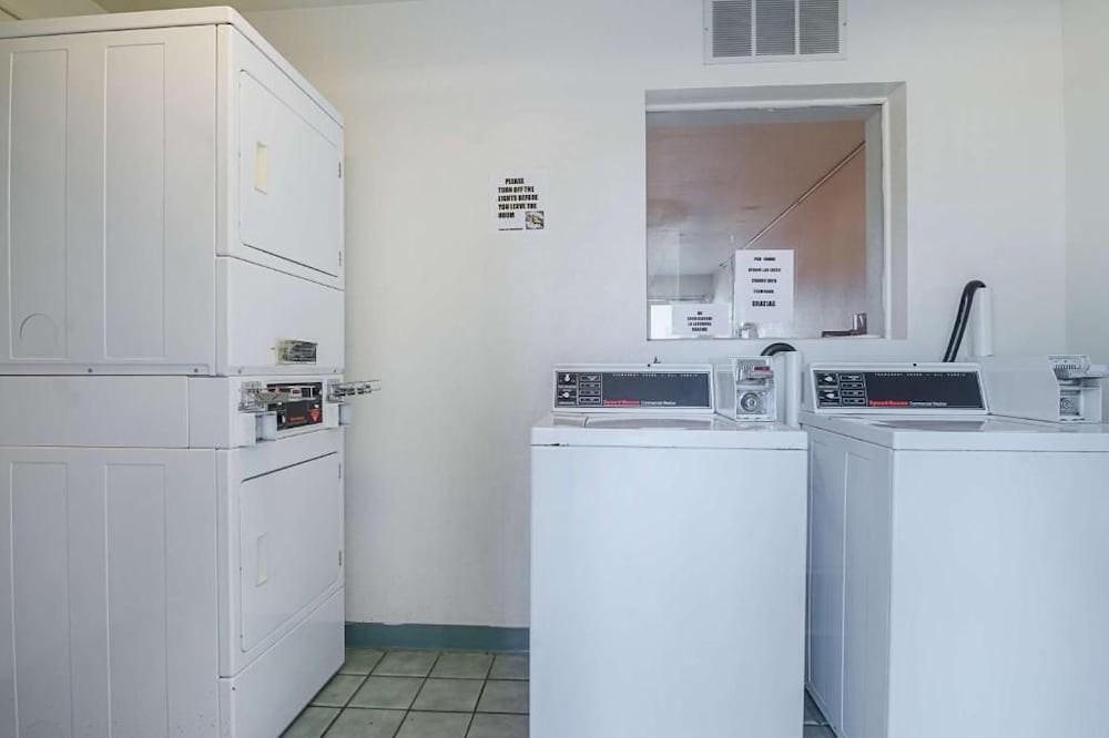 Motel6 Mitchell, SD 41/68