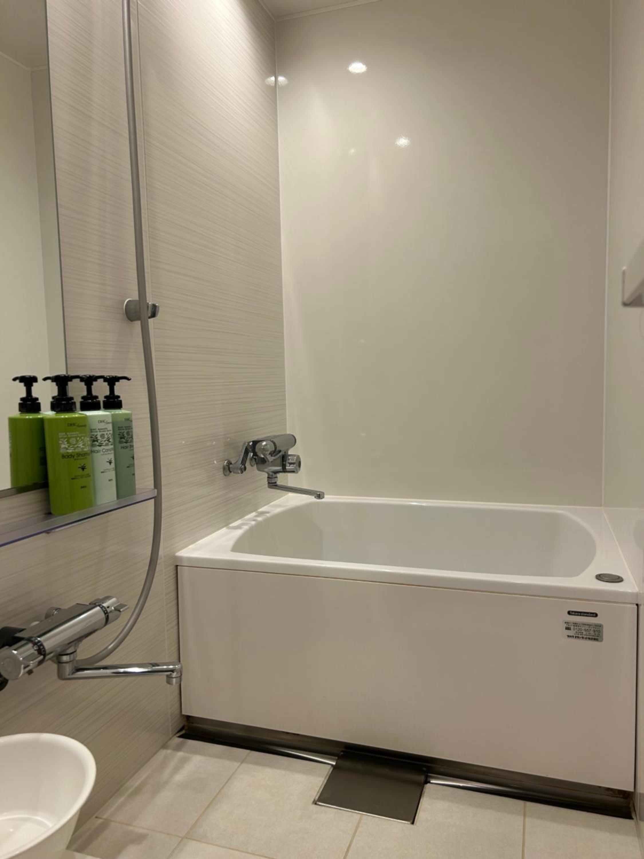 Tokyo Ueno New Izu Hotel (ex New Izu Hotel) 31/33