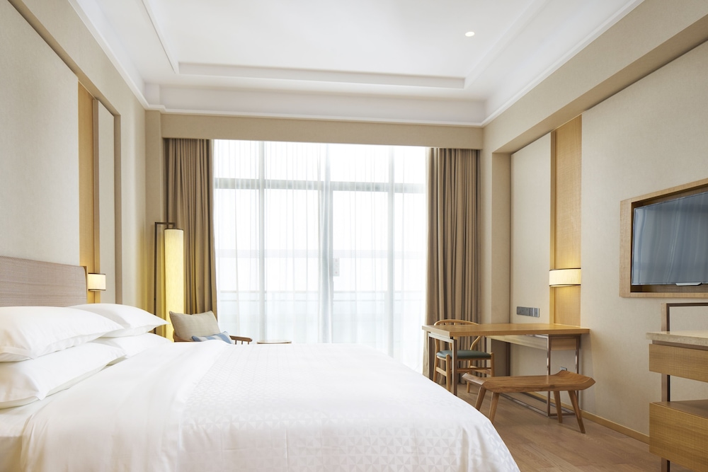 Four Points By Sheraton Chengdu Pujiang Resort 12/37