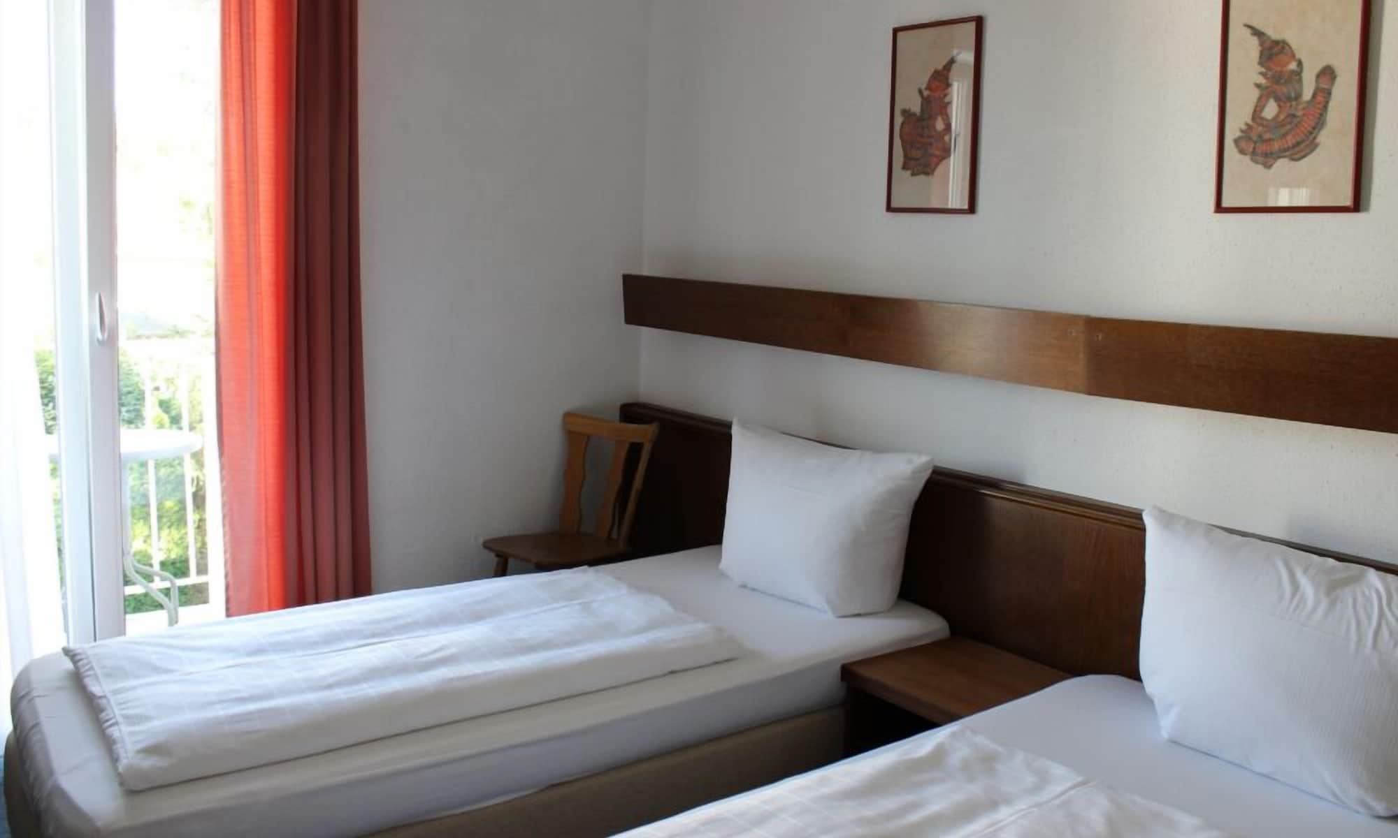 PLUS, ECONOMY, DOUBLE BED, SHARED TOILET