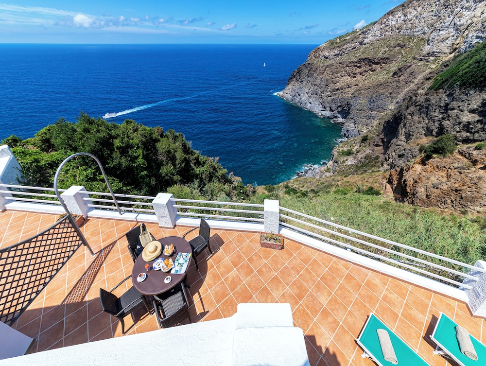 Hotel Grazia Alla Scannella 25/46