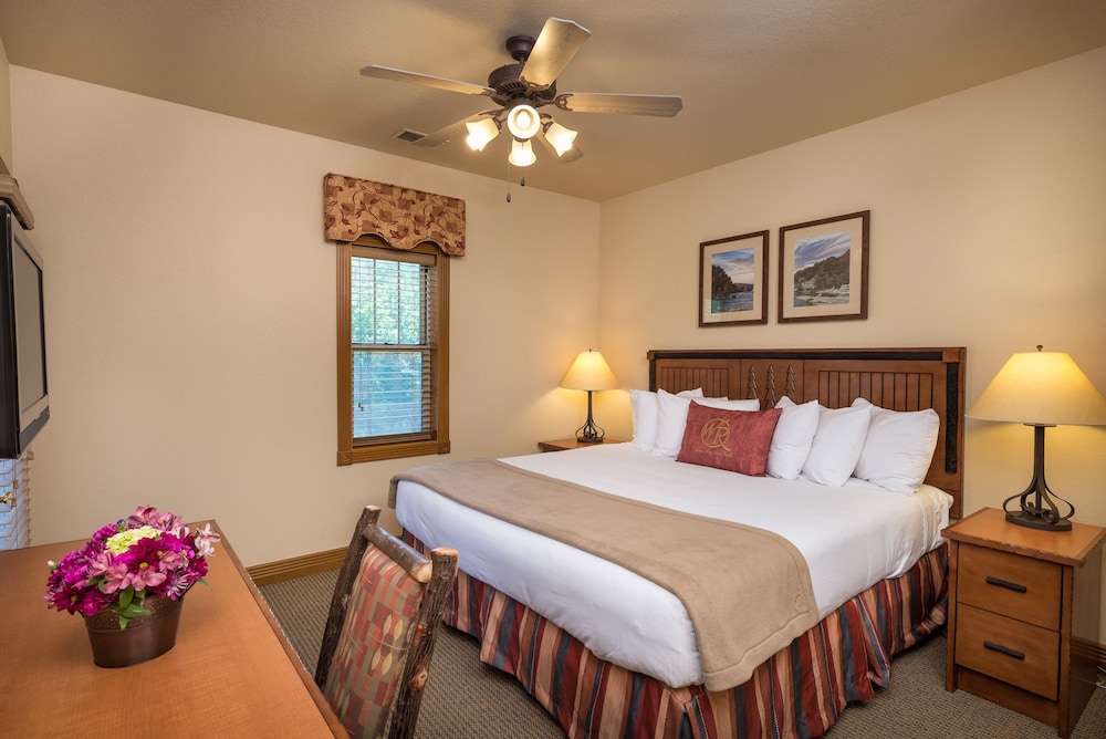 1 BEDROOM, VILLA