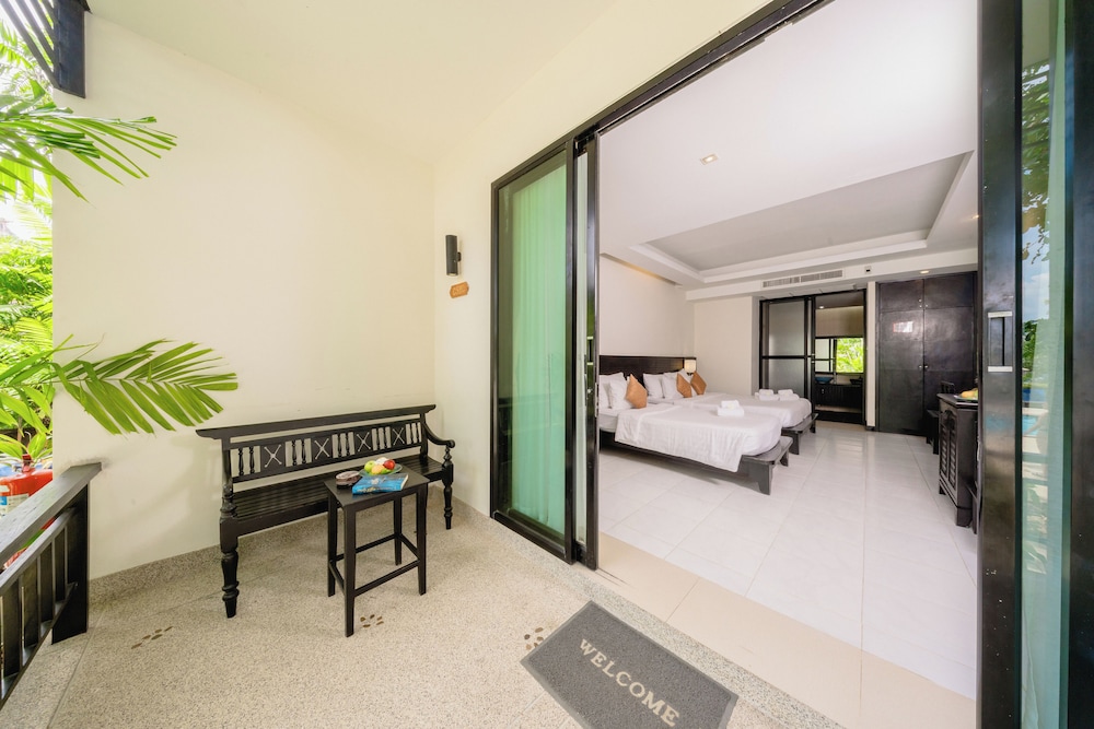 Chalay, Tropical, King Bed, Sunrise Wing، Sand Sea Resort Railay Beach 4/5