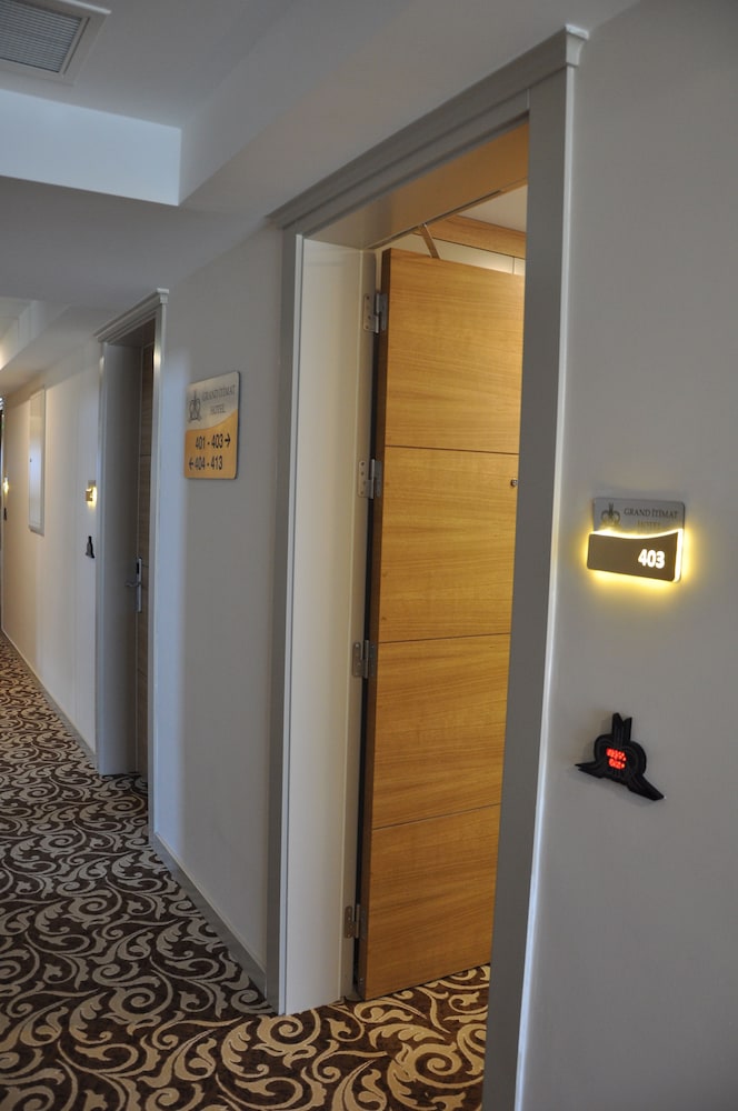 Grand Itimat Hotel 36/60