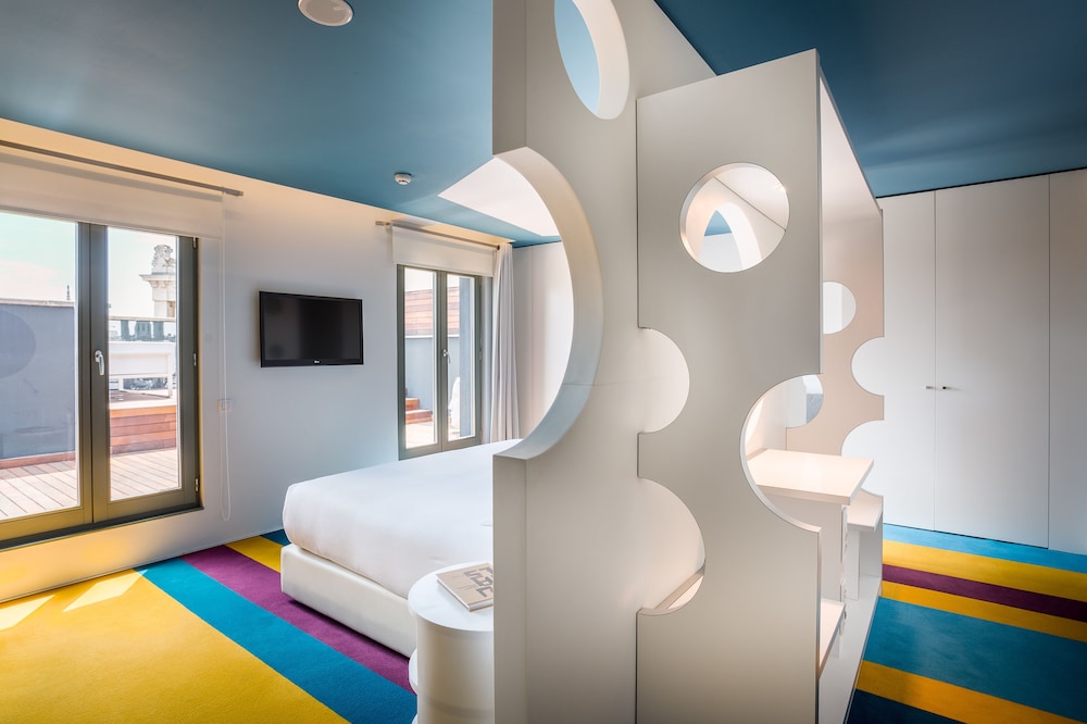Room Mate Pau 32/67