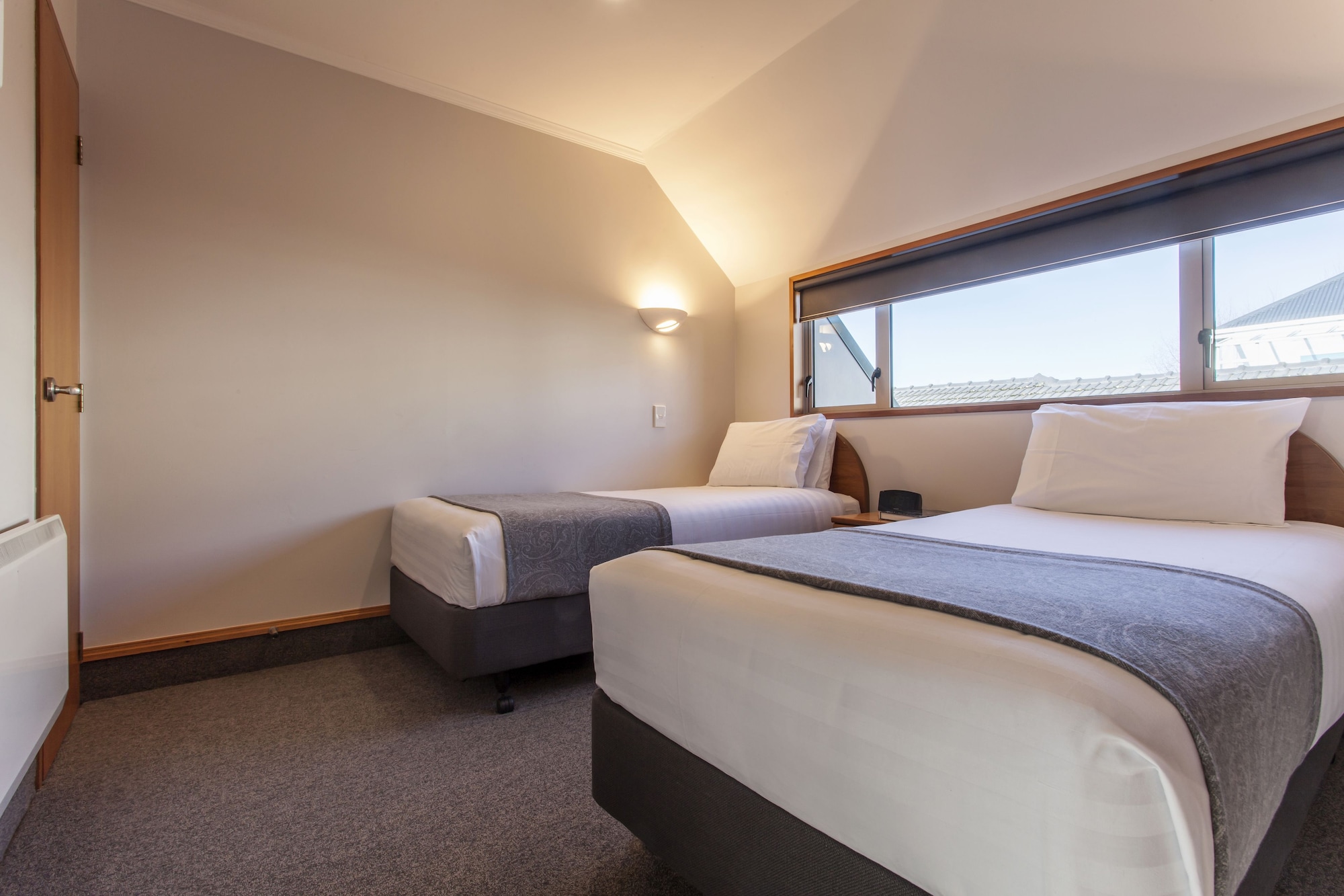 2 BEDROOMS, APARTMENT