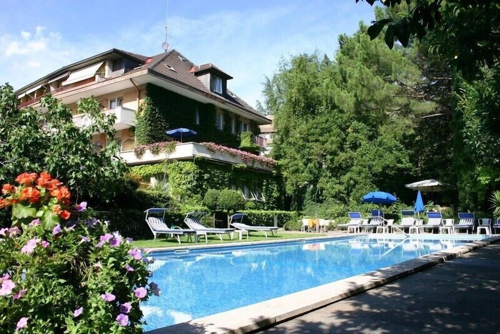Hotel Juliane 53/56