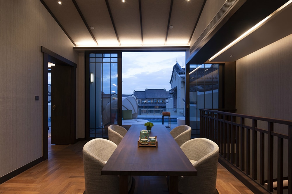 Angsana Zhuhai Phoenix Bay 37/50