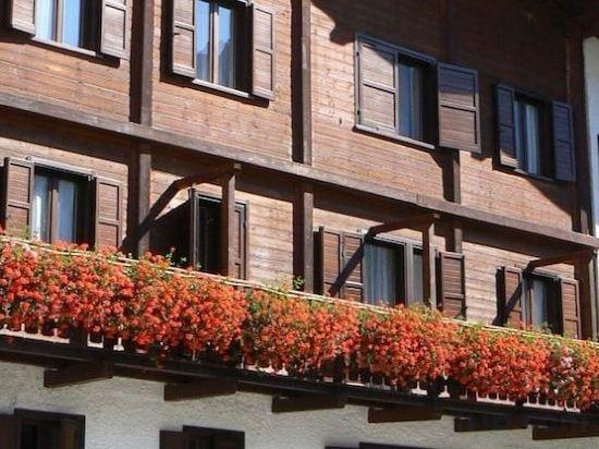 Hotel Edelweiss 16/18