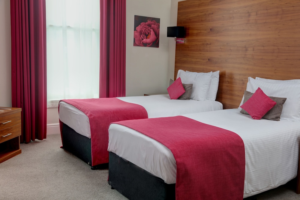 New Continental Hotel, Sure Hotel Collection by Best Western 9/59
