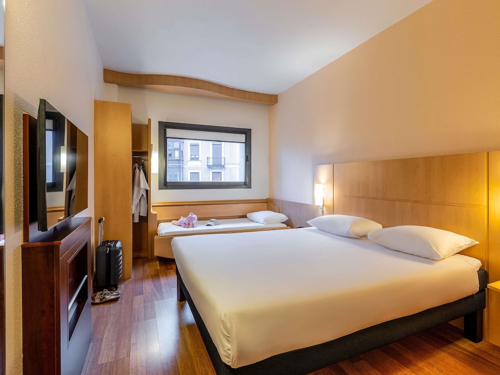 Ibis Bilbao Centro Hotel 24/72