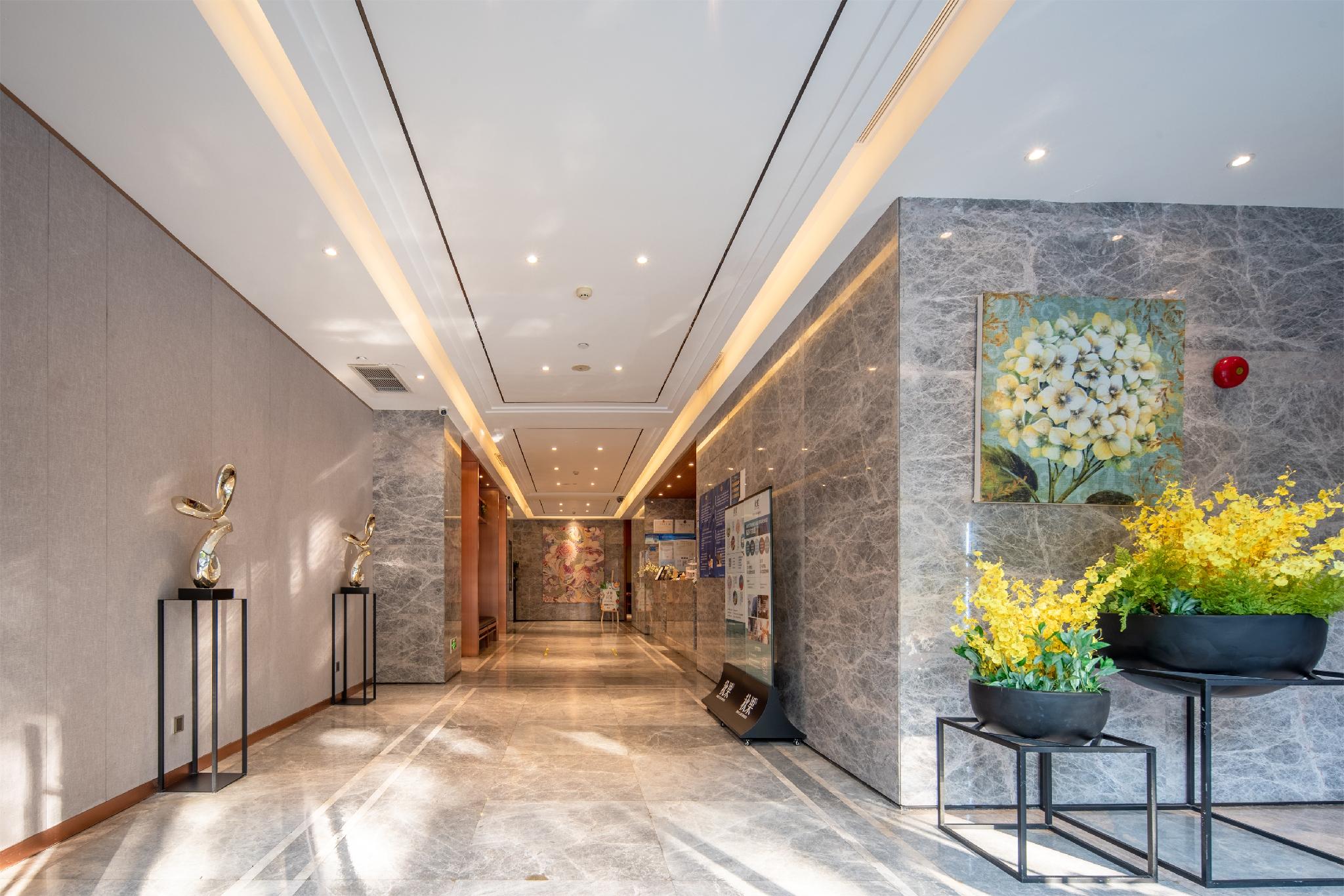 Zhongqing Qiuguo Hotel (Guangzhou Beijing Road Pedestrian Street Zhongshan Memorial Hall Branch) 10/30