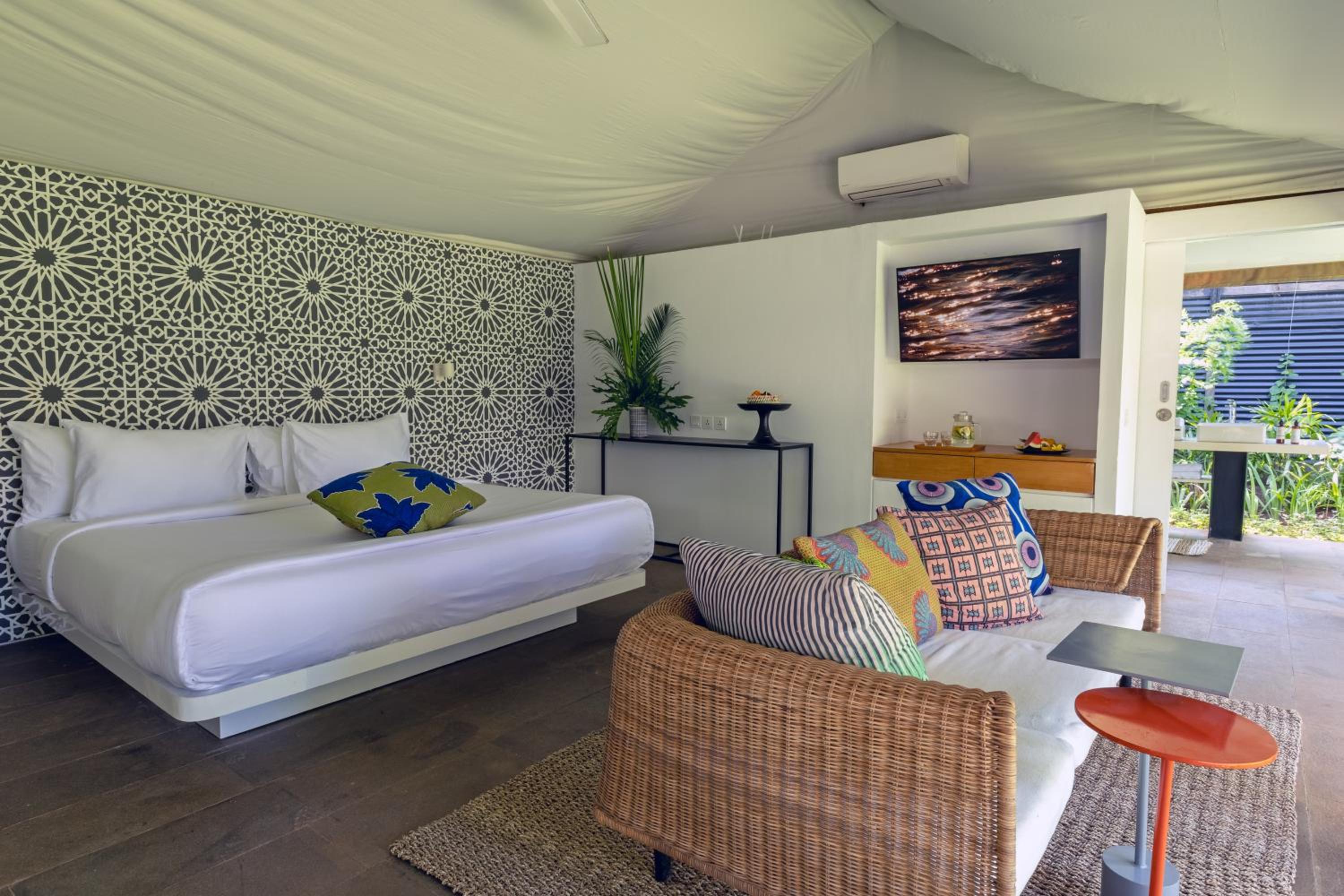 1 Bedroom, Villa, King Bed, with Pool