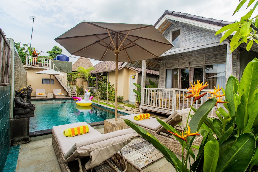 The Syron Huts Lembongan 6/45