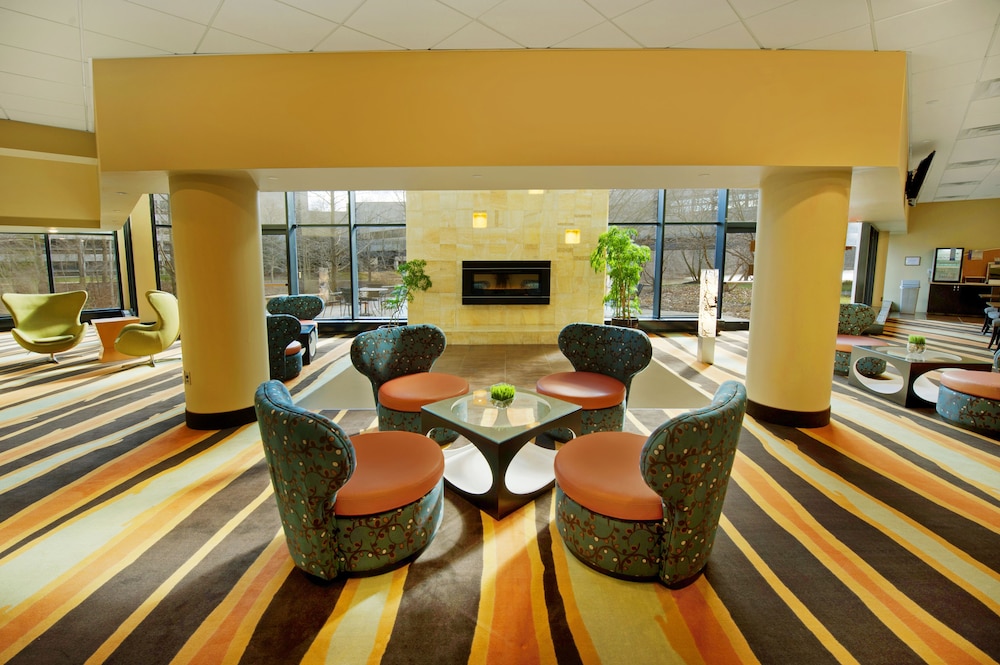 HOLIDAY INN EXPRESS PRINCETON SOUTHEAST 37/69