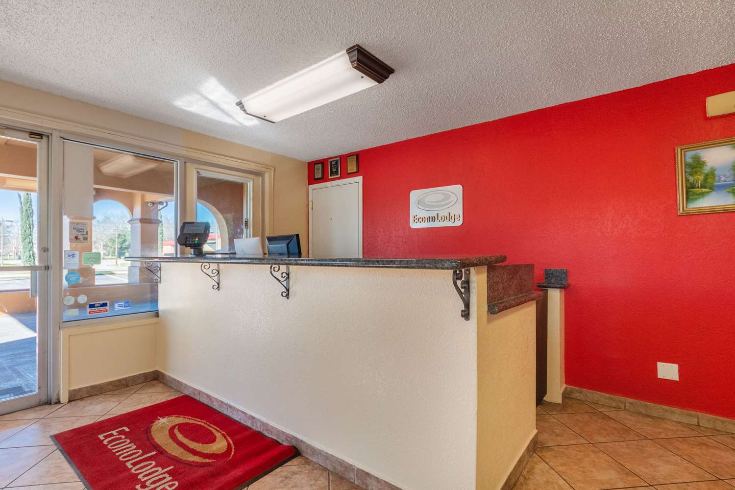 Econo Lodge San Marcos University Area 9/31