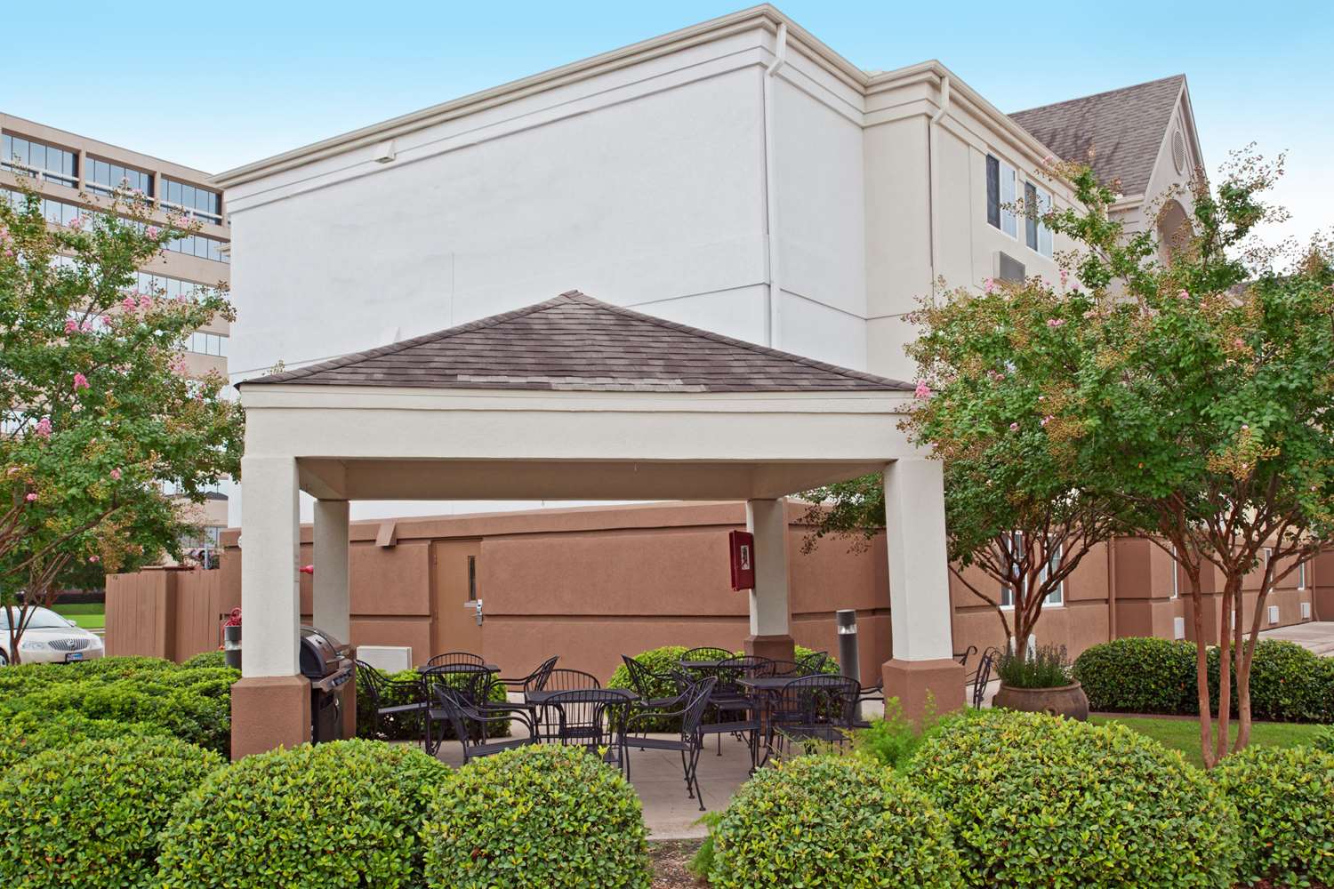 Sonesta Simply Suites Houston City Centre 2/7