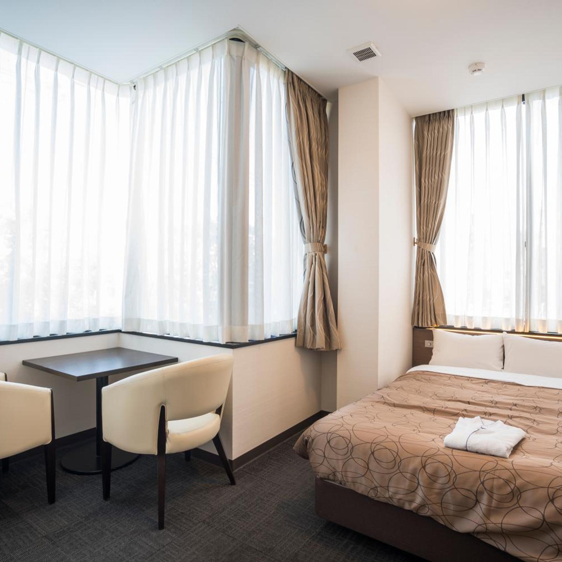 Moderate, Double Bed