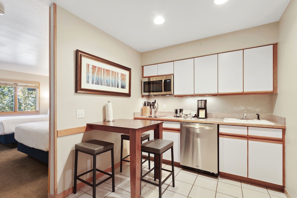 Gold Point Resort Breckenridge by Vacatia 38/50