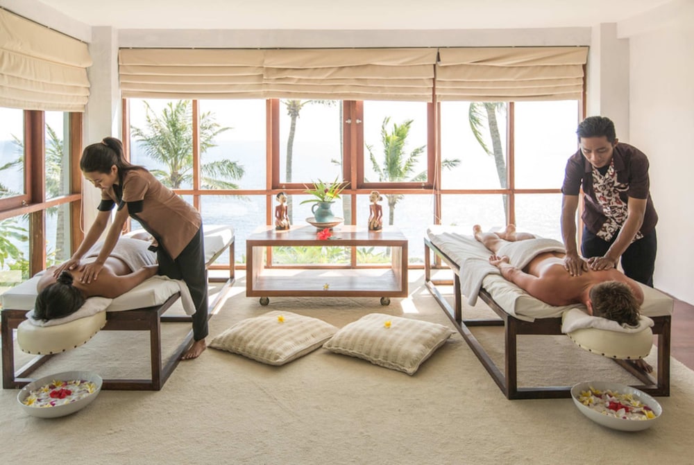Malimbu Cliff Villa 38/56
