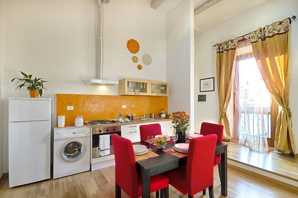 Flospirit - Apartments Largo Annigoni 39/50