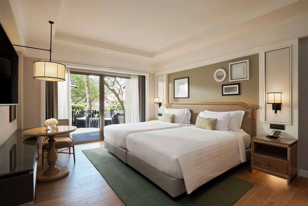 Dusit Thani Hua Hin 31/94