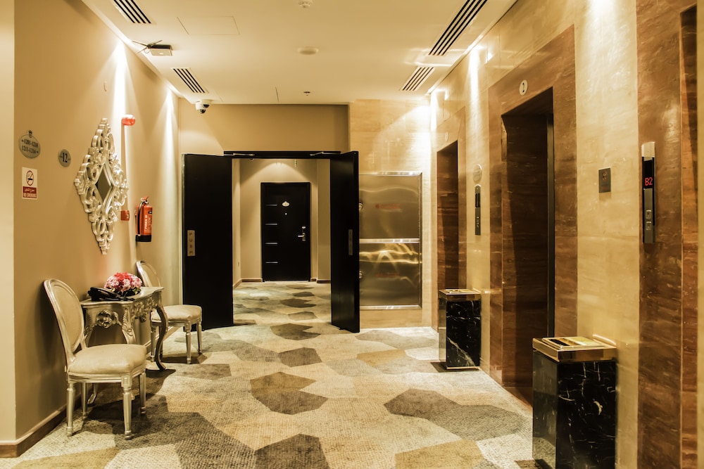 The Royal Riviera Hotel Doha 7/50