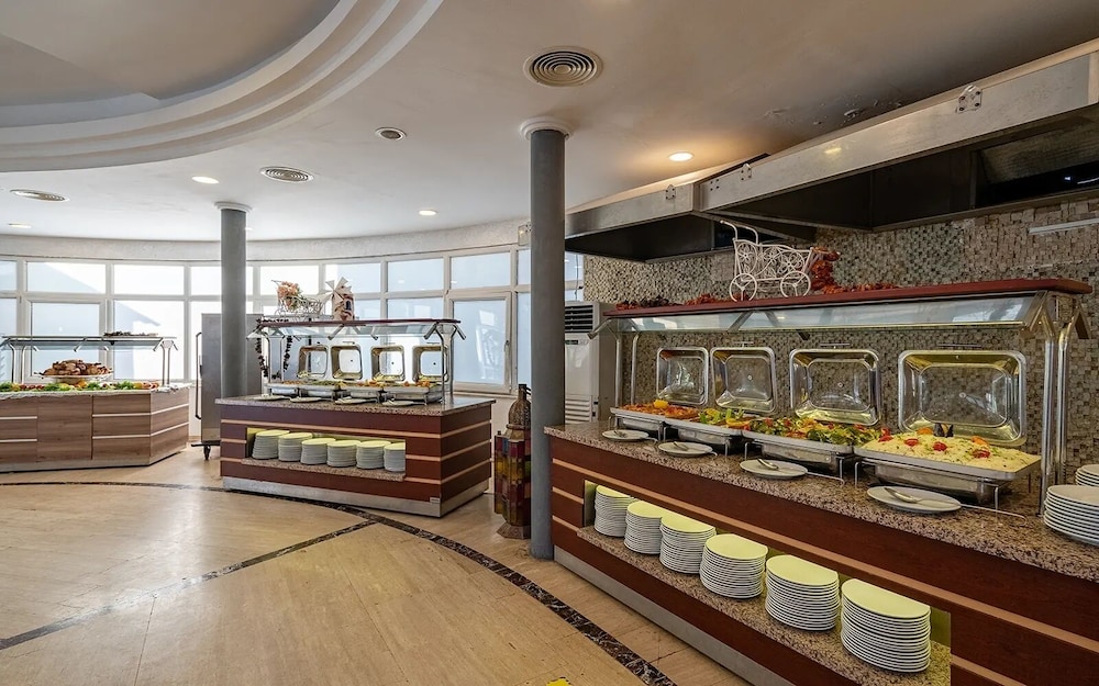Golden Beach Resort Spa 6/72