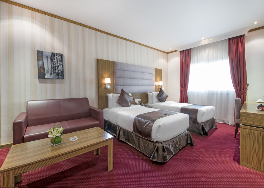 Royal Tulip Hotel 20/45