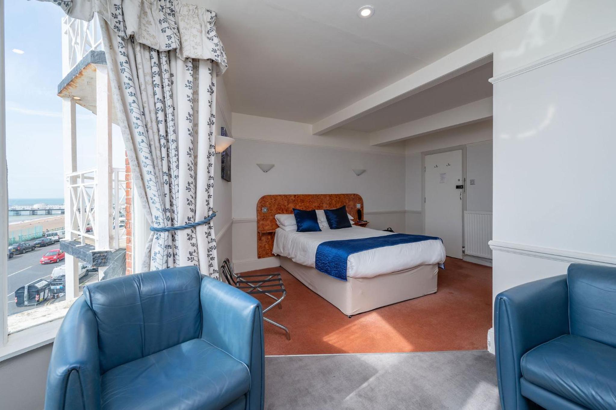 The Lanes Hotel 33/55