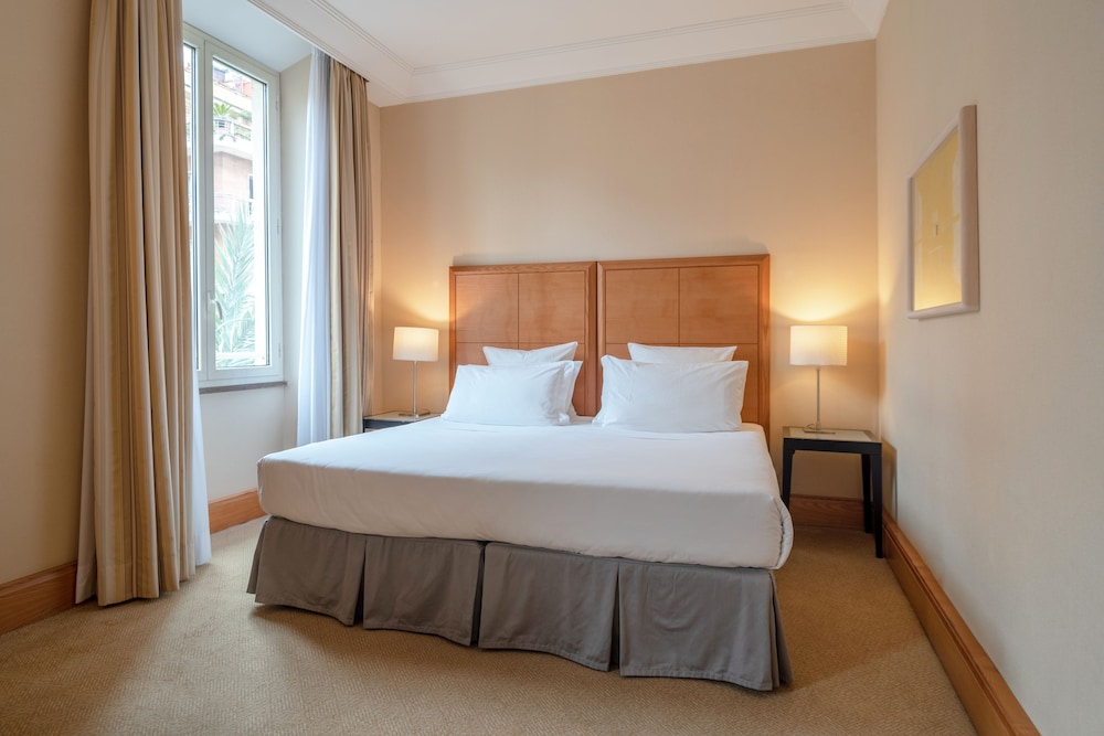 Room Mate Collection Mia Rome Colosseum 17/66