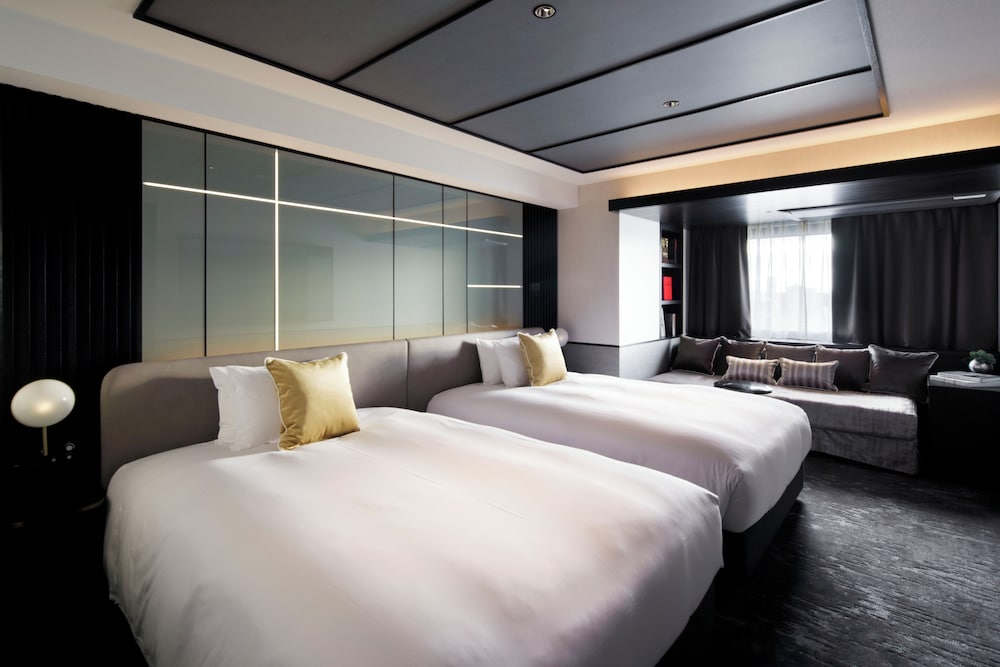 Suite, Twin Beds, Cross Floor