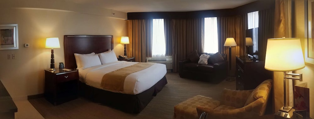 Doubletree By Hilton Denver Thornton 12/47