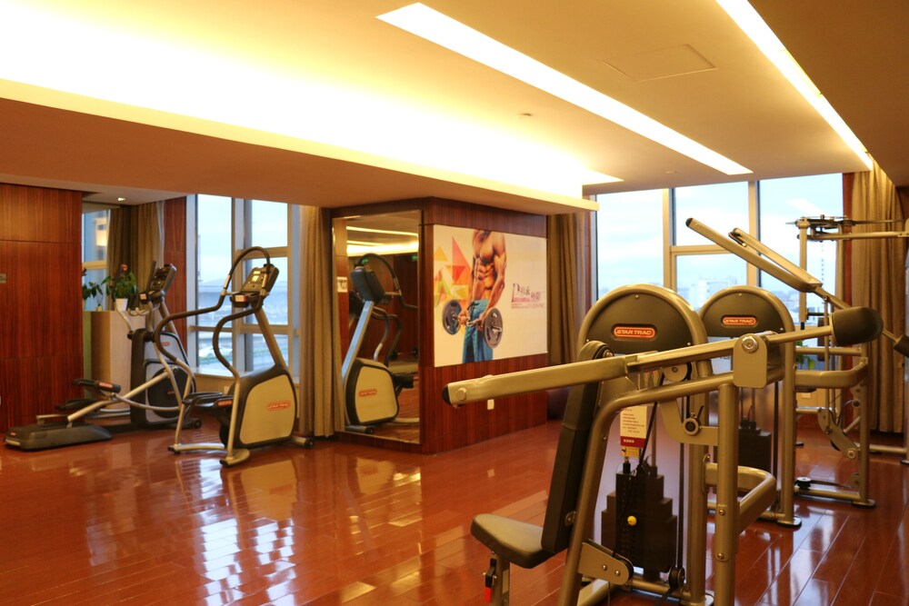 Hangzhou Haiwaihai Holiday Hotel (ex. Holiday Inn Express Grand Canal) 38/50