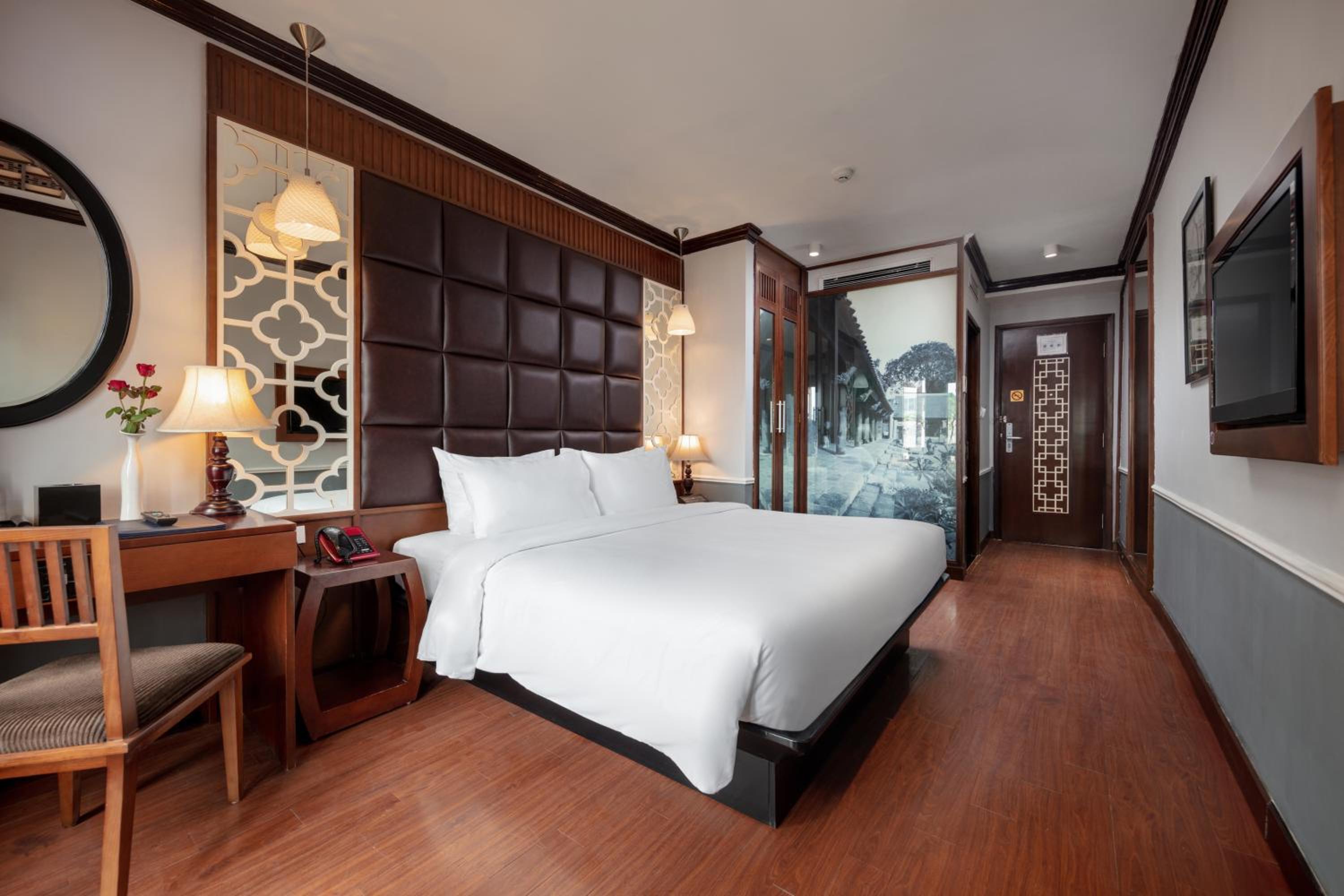 JUNIOR SUITE, DELUXE