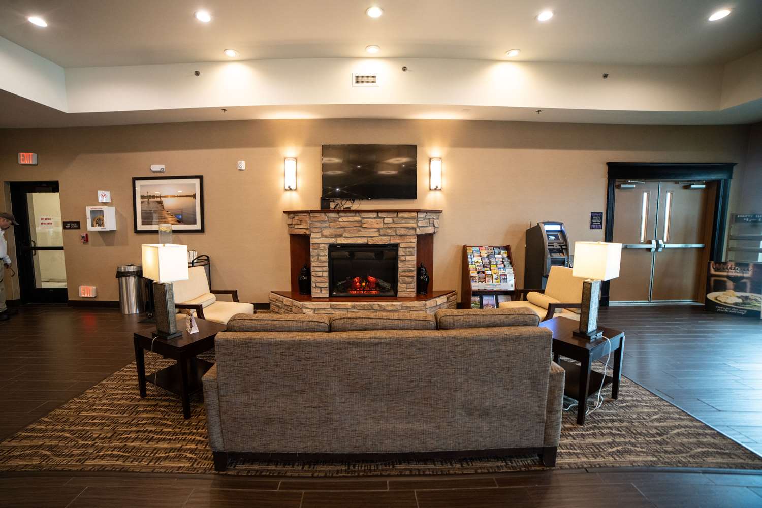 Comfort Suites Brookings near University 32/51