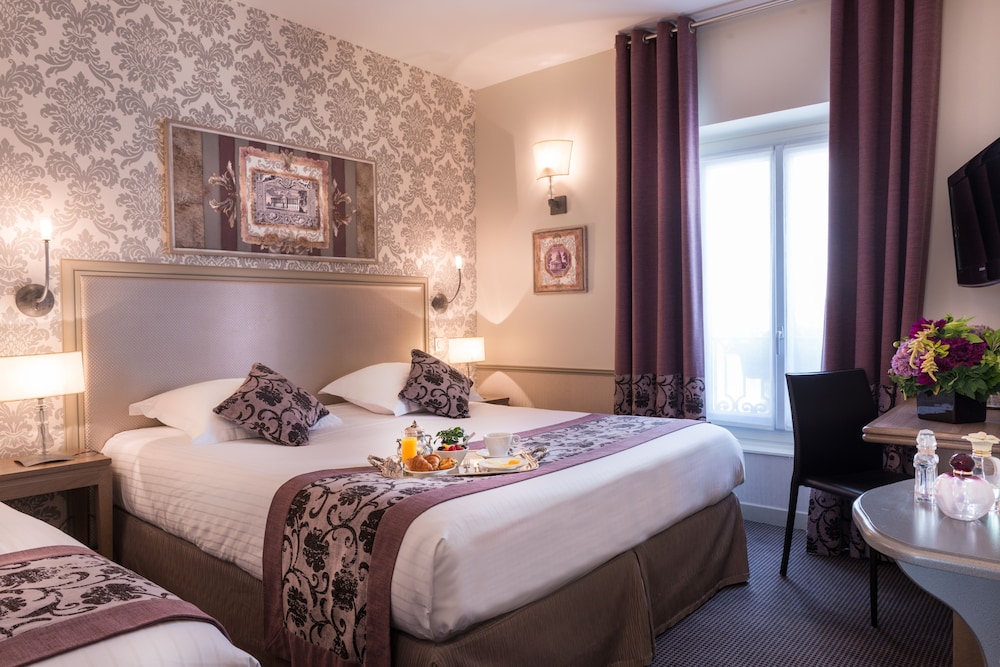 SUPERIOR, DOUBLE BED