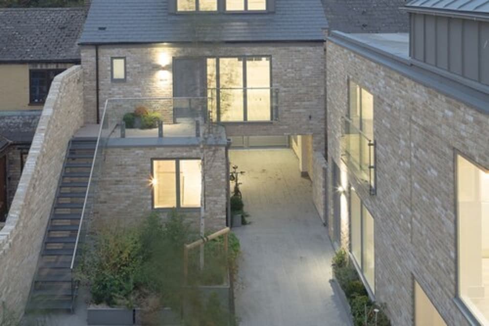 Citystay-Midsummer Mews 1/23