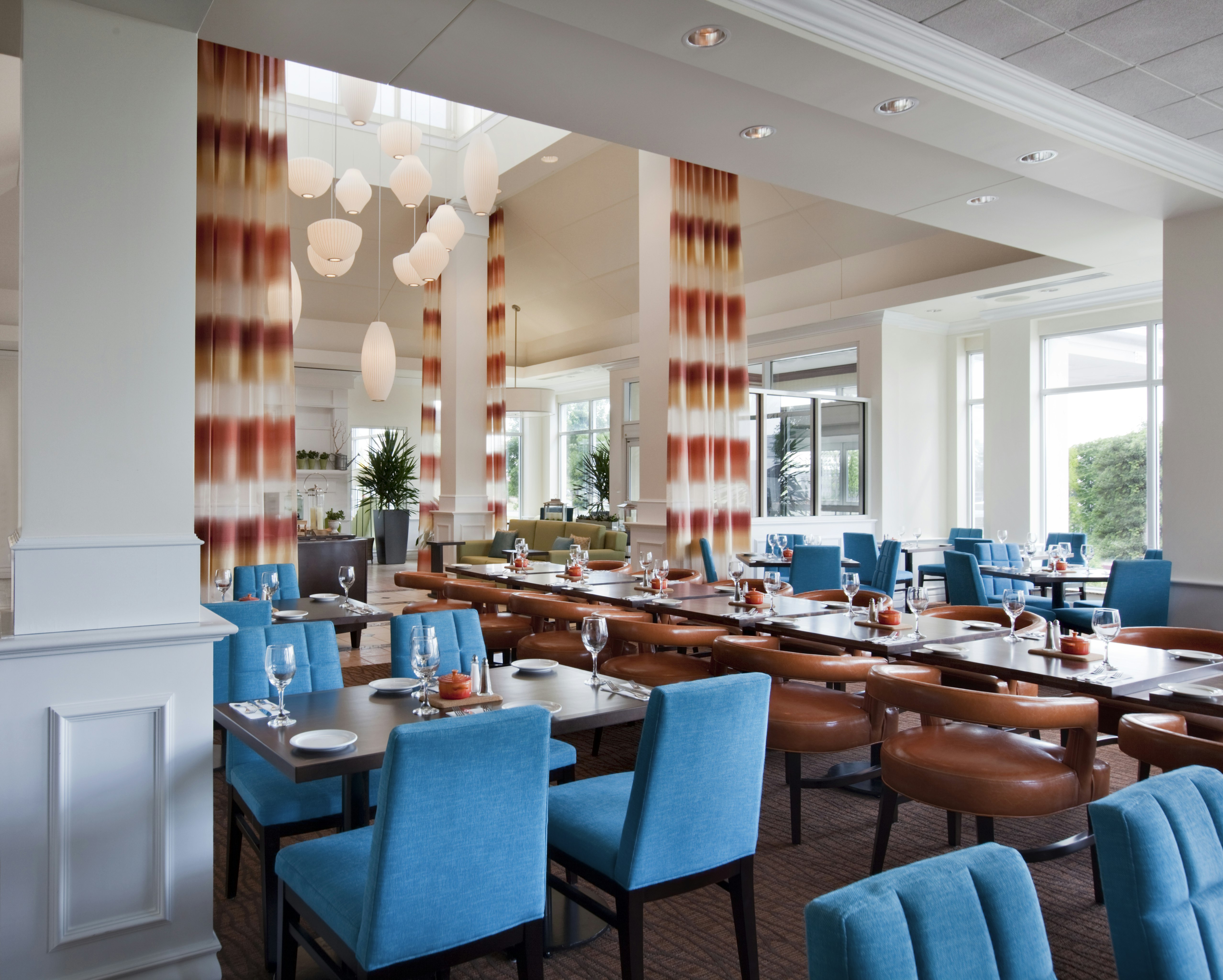 Hilton Garden Inn Montreal Airport 24/47