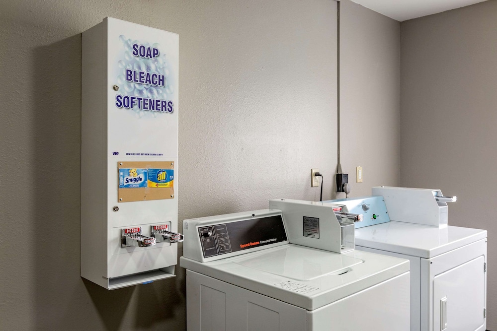 Comfort Inn Racine - Mount Pleasant 30/46