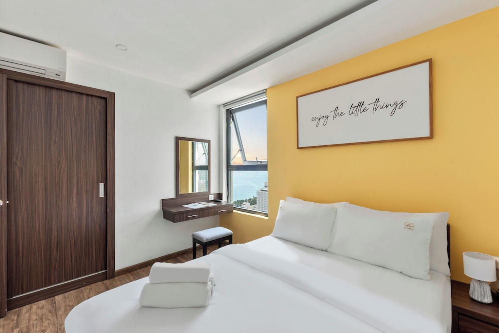 Virgo Hotel 54/79