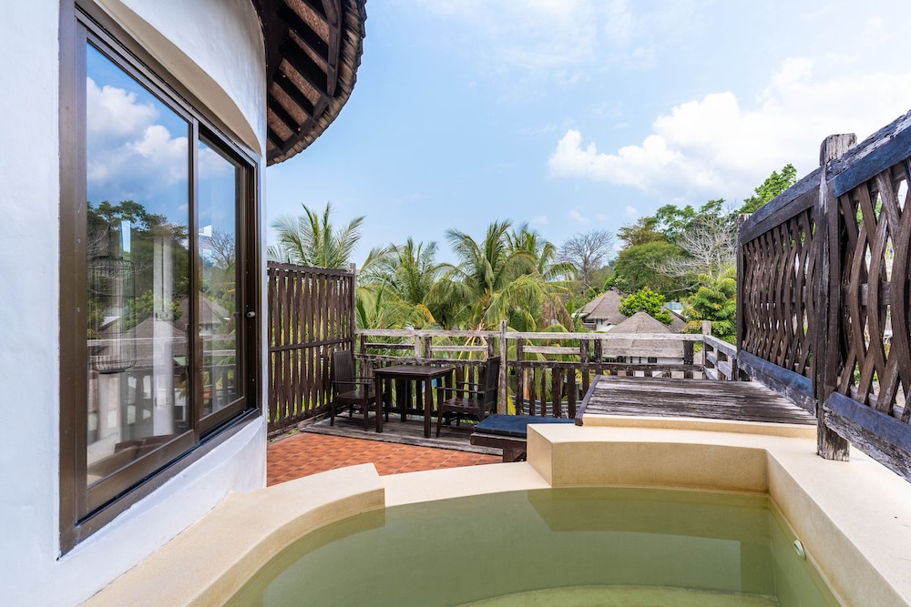 Aana Resort & Spa Koh Chang 45/50