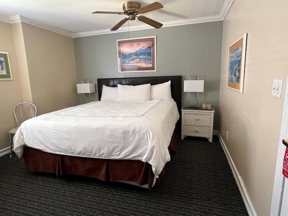 Glenmore Plaza Hotel 11/59