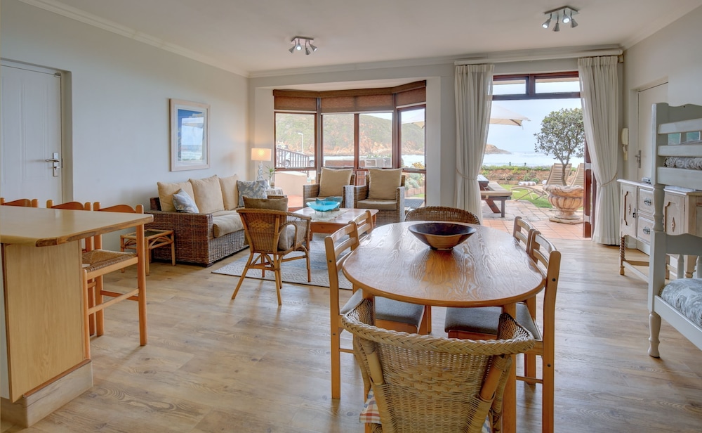 Oppiesee Selfcatering Apartments 25/50