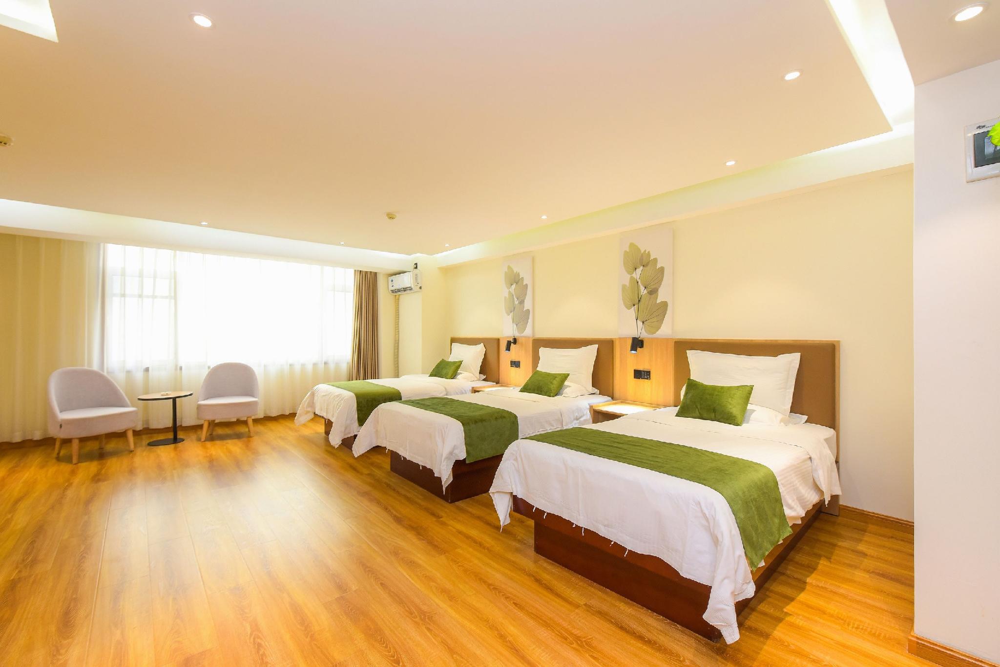 Guest Room, Triple